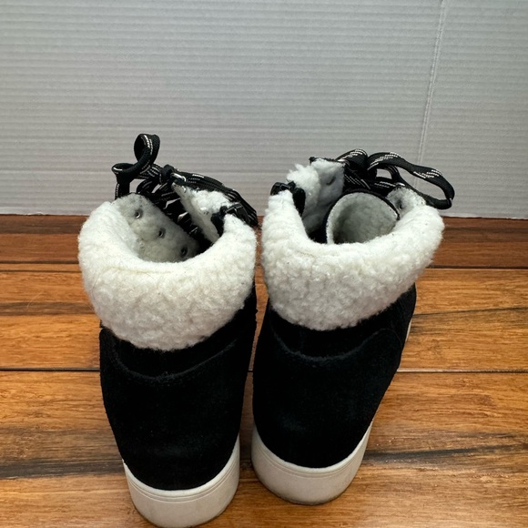 Steve Madden Women's Suede Sherpa Lined Lace Up Ankle Winter Boots Size 7 - Picture 5 of 10